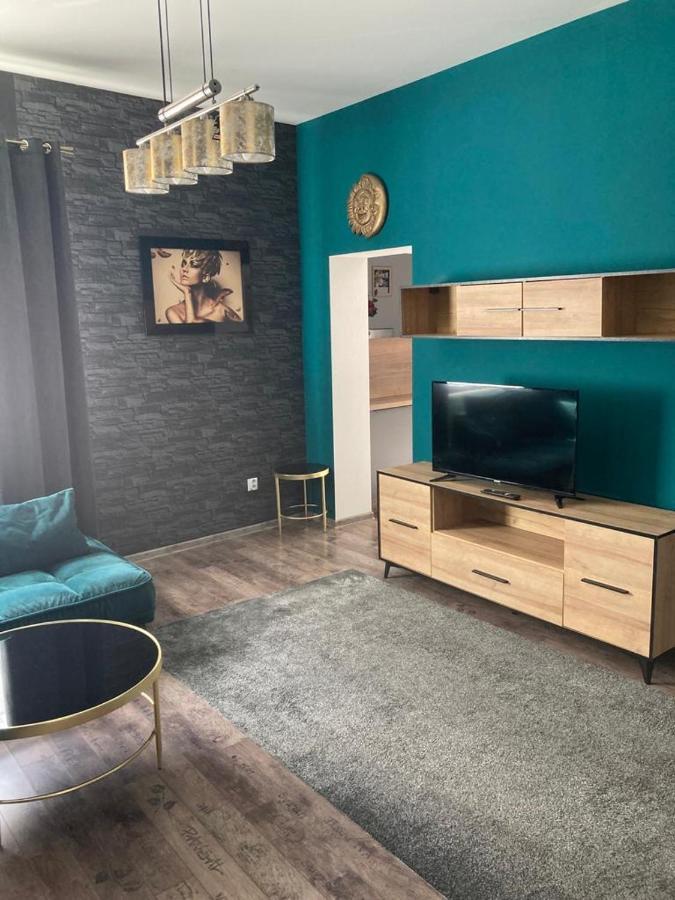 Apartmany Sabinovska プレショフ エクステリア 写真