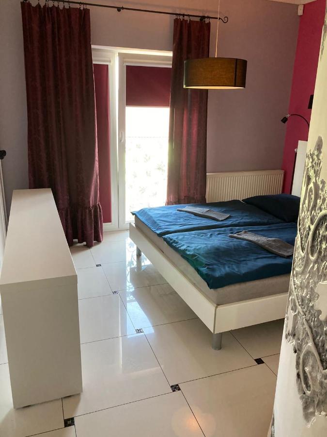 Apartmany Sabinovska プレショフ エクステリア 写真